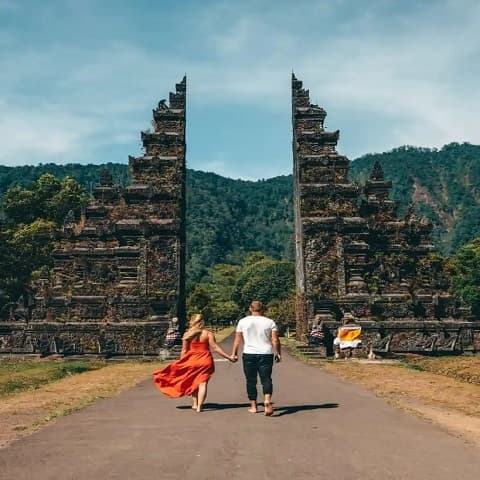 BALI: VIÊN NGỌC NƠI MIỀN ĐẤT VẠN ĐẢO
