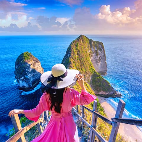 BALI: DU XUÂN GIÁP THÌN