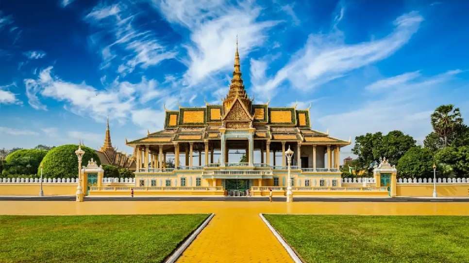 Cung điện Hoàng Gia