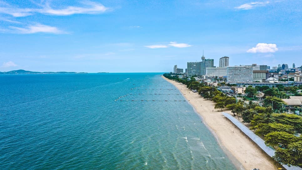 Bãi biển Jomtien
