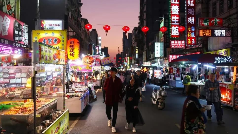 Chợ đêm Lục Hợp