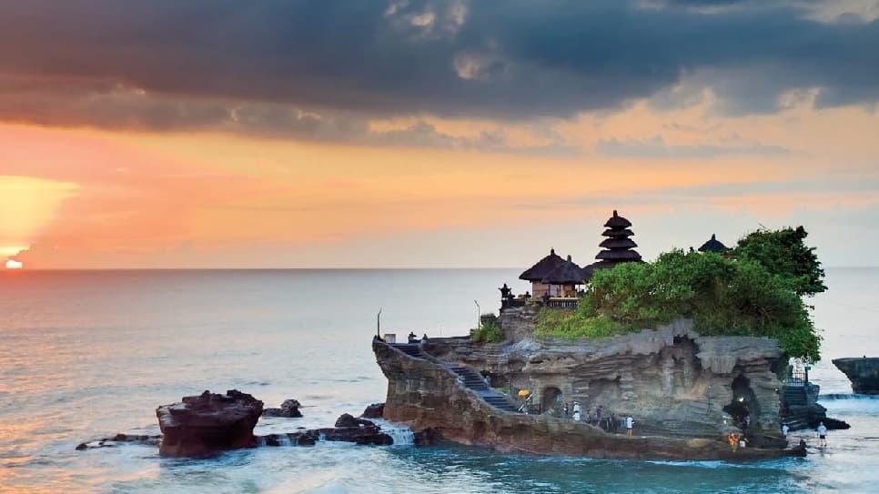 Đền Tanah Lot