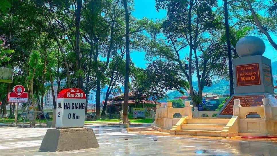 Cột mốc km số 0
