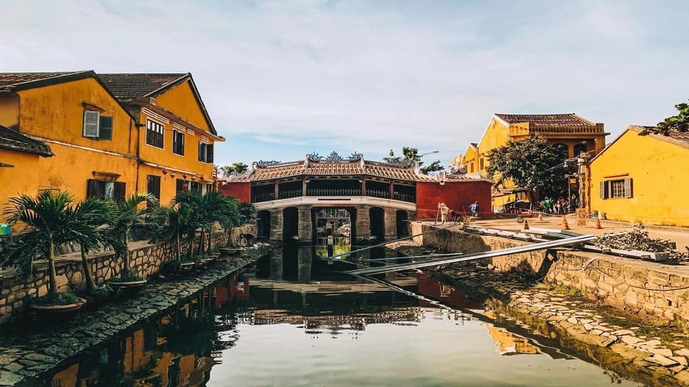 Chùa Cầu