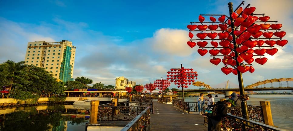 Cầu Tình Yêu