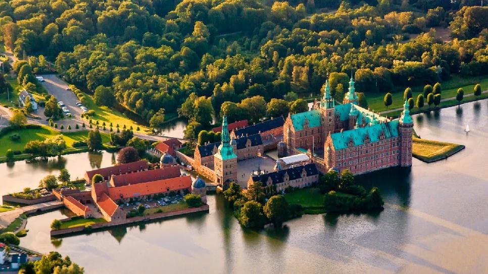 Lâu đài và bảo tàng Frederiksborg