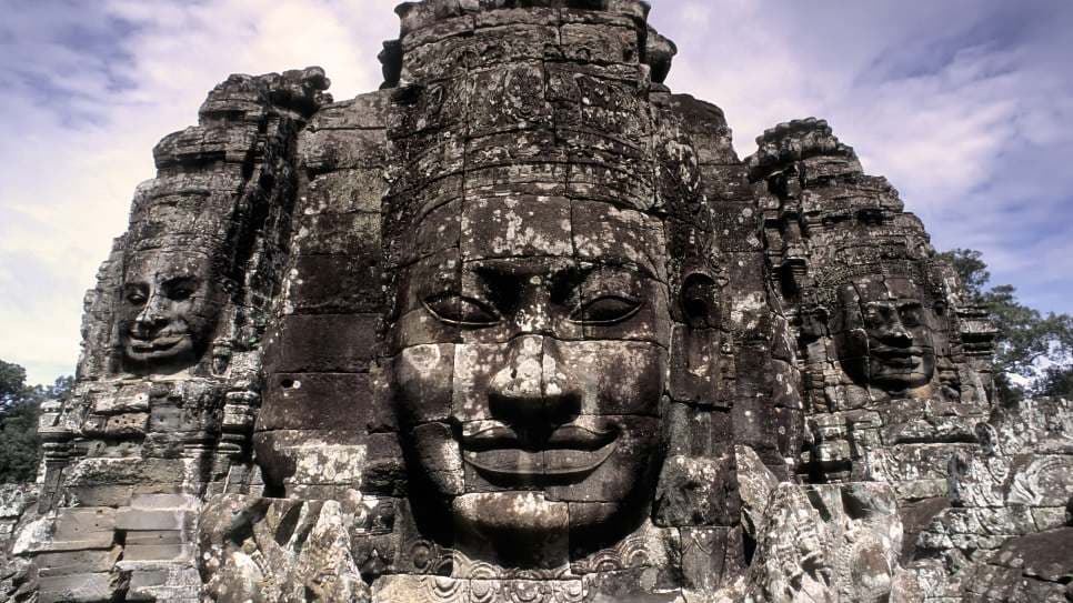 Tượng thần Bayon bốn mặt
