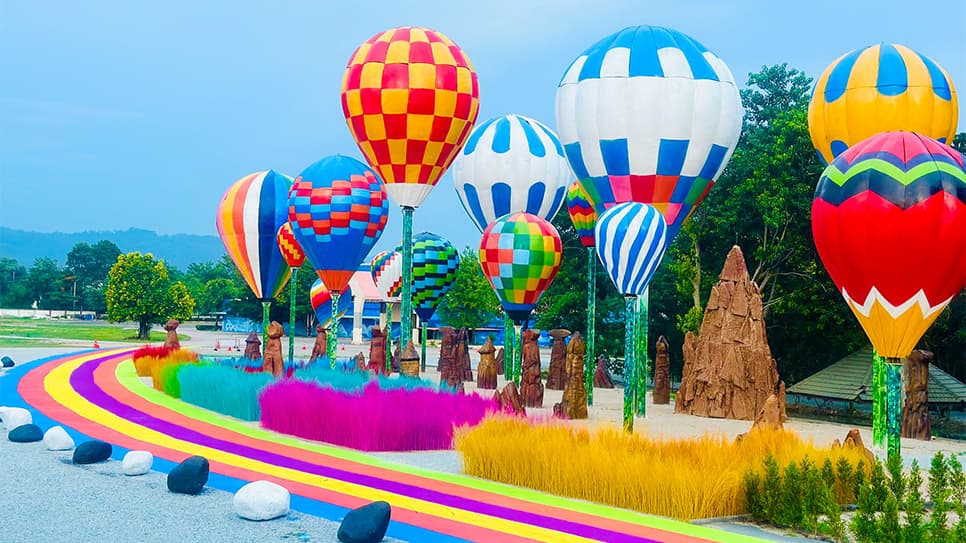 Bảo tàng Nghệ thuật Ánh sáng và Vườn Khinh Khí Cầu