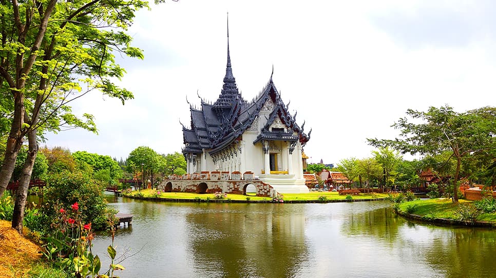 Cung điện Sanphet Prasat