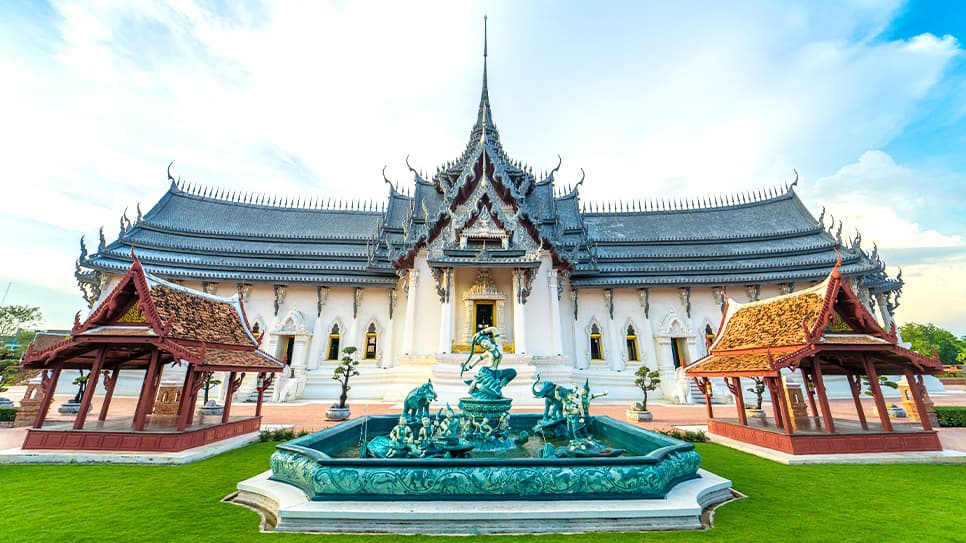 Cung điện Sanphet Prasat