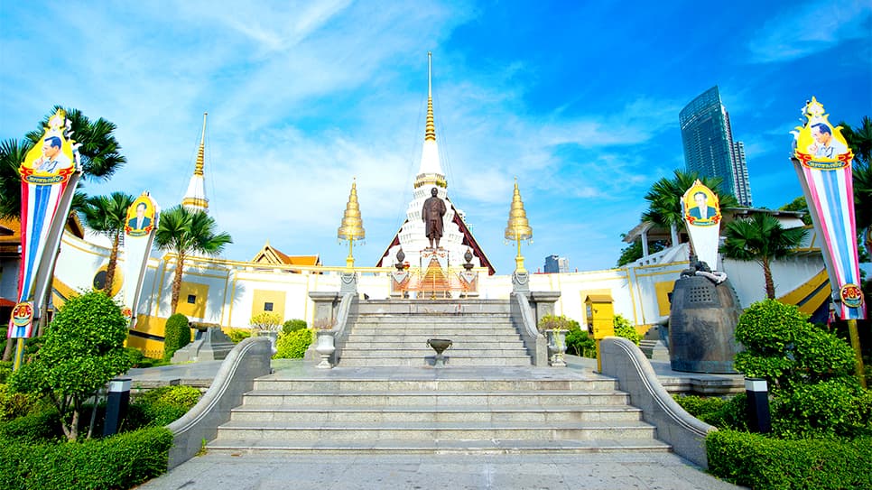 Chùa Thuyền - Wat Yannawa