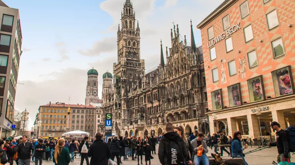 Quảng trường Marienplatz