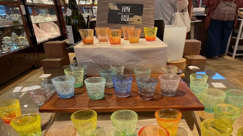 Xưởng thủy tinh Glass Forest Furano