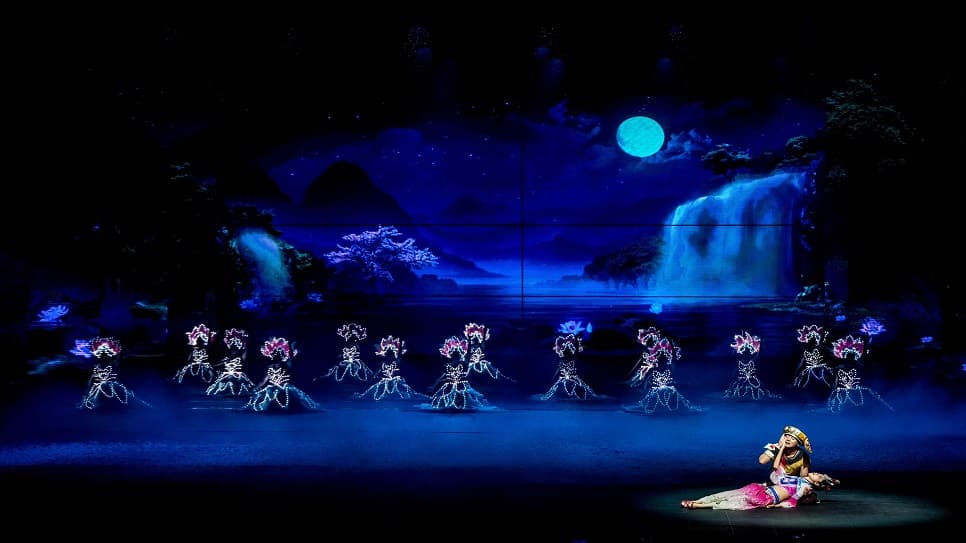 Show diễn "Lệ Giang Thiên Cổ Tình"